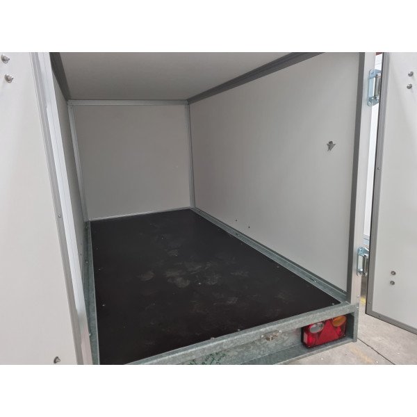 fourgon-2-m-57-x-1-m-57-x-1-m-40-750kg-1-essieu-