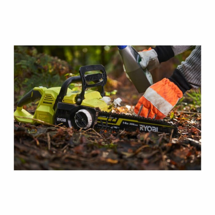 tronconneuse-ryobi---36v-lithiumplus-brushless-1-batterie-50ah-1-chargeur-ry36csx35a-150 (1) tronconneuse-ryobi---36v-lithiumplus-brushless-1-batterie-50ah-1-chargeur-ry36csx35a-150 (1)